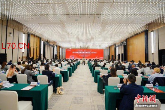 4月21日至22日，由中国人民大学主办，中国人民大学长江经济带研究院、中国人民大学国家发展与战略研究院承办的长江经济带高质量发展论坛(2026)，在四川宜宾举行。主办方供图