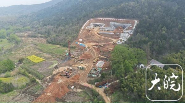 S11巢黄高速白口河特大桥首件桩基开钻